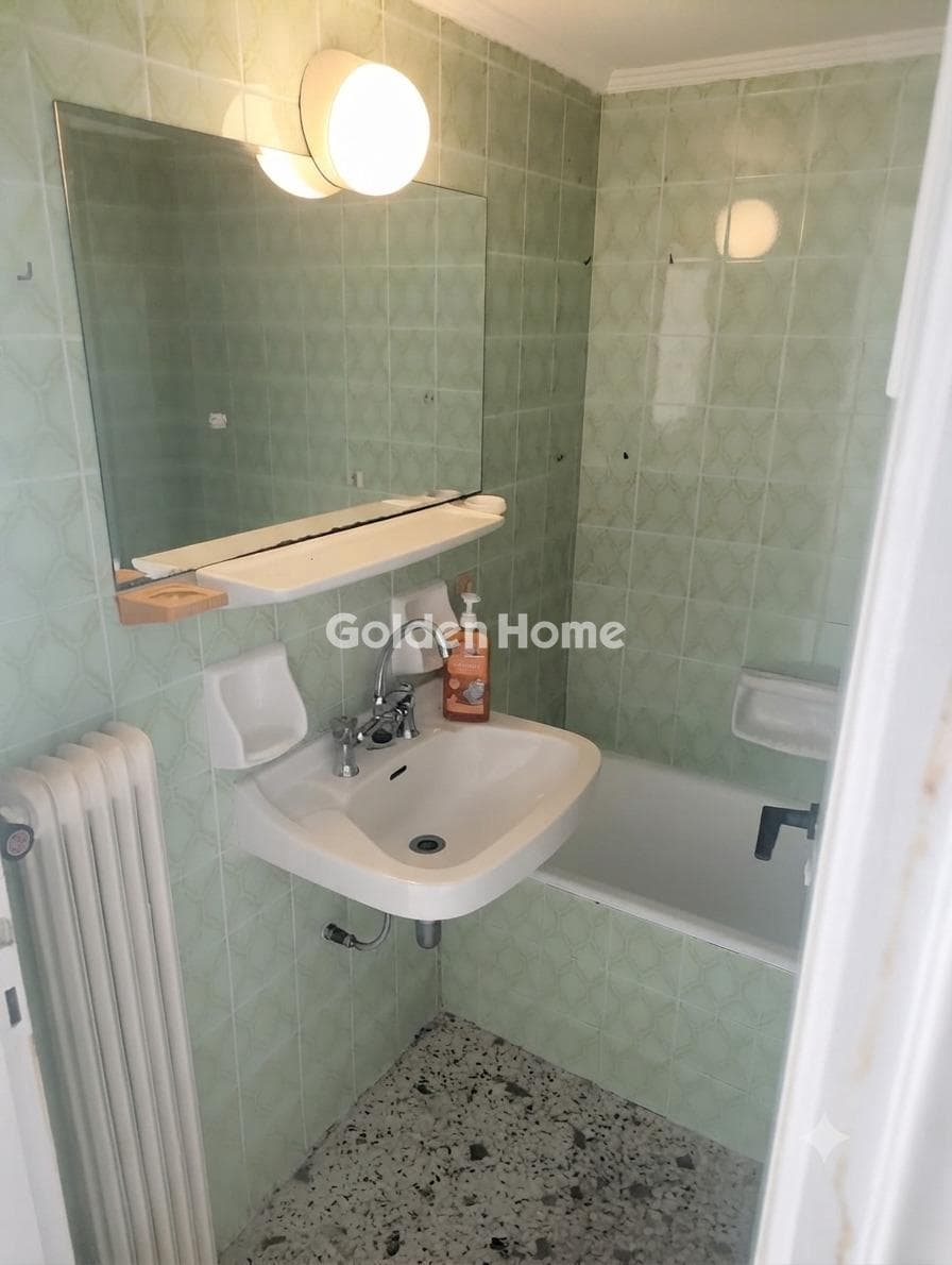 Apartment in akadimia Platonos, Kolonos - Kolokinthous — Photo 18 of 24