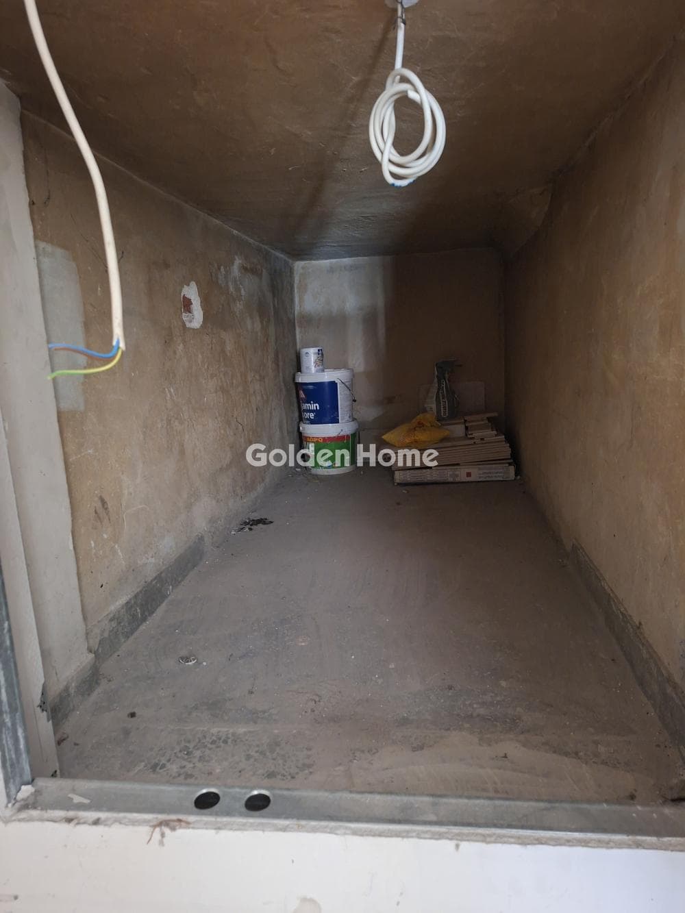 Retail Store in Dimarcheiou, Ampelokipoi — Photo 3 of 7