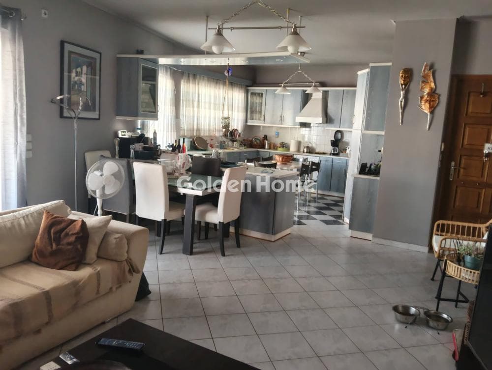 Apartment in Ekteloniston - Eforiakon, Alimos — Photo 1 of 20