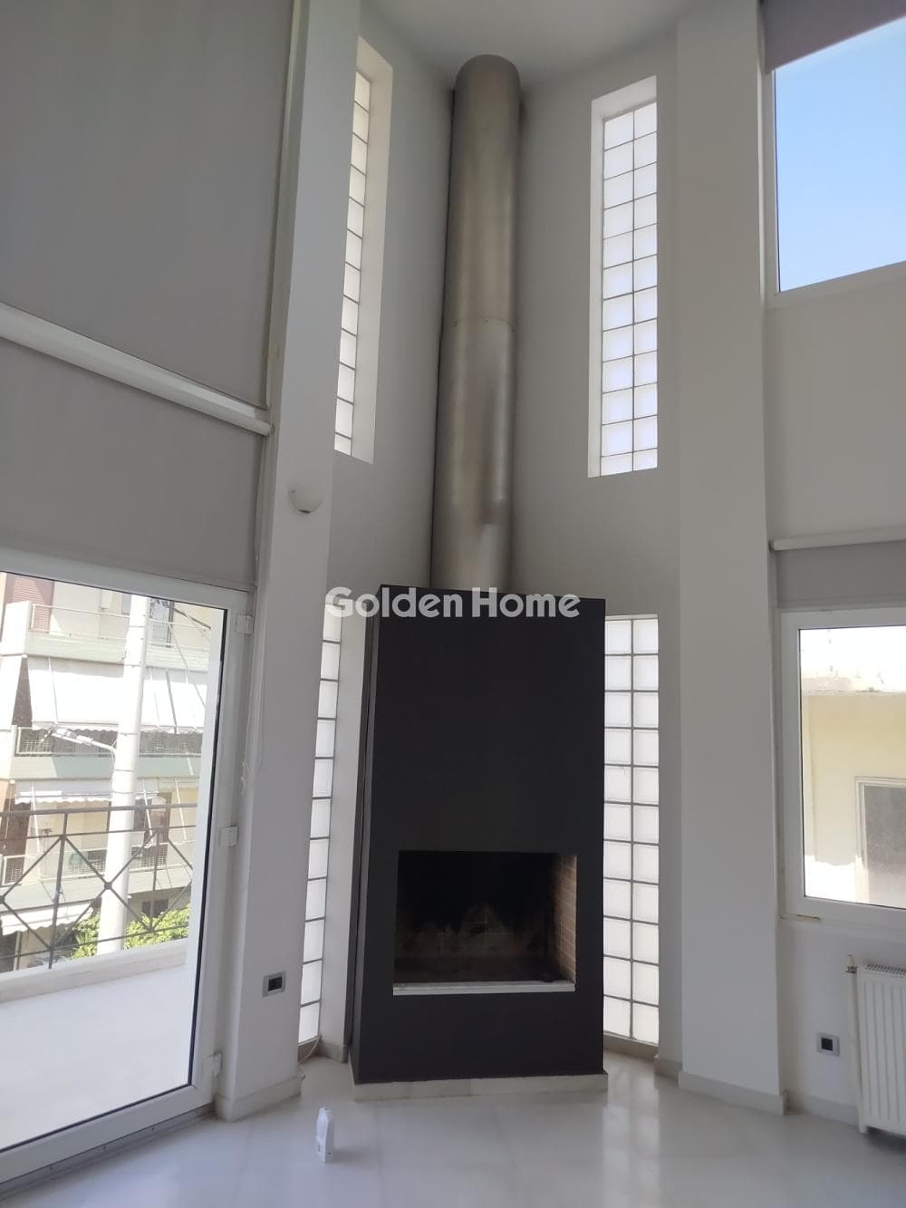 Apartment in Kareas, Vironas — Photo 6 of 38