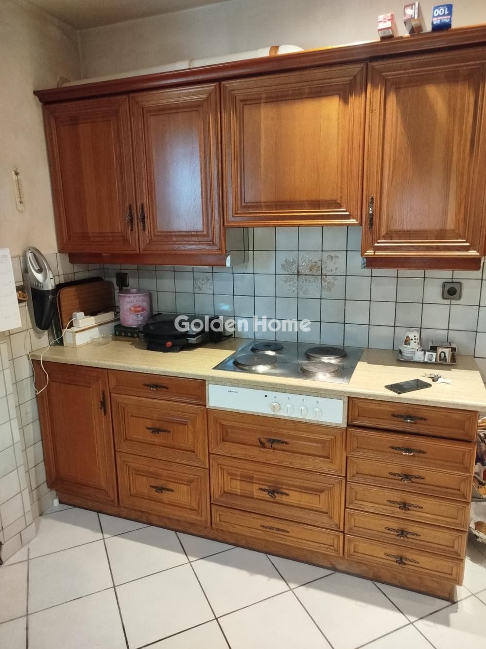 Apartment in Kareas, Vironas — Photo 6 of 21