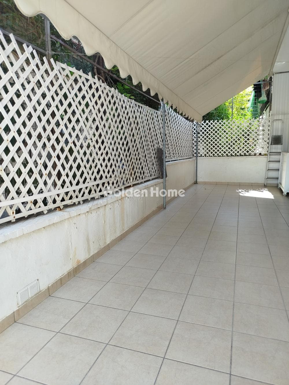 Apartment in Kareas, Vironas — Photo 17 of 21