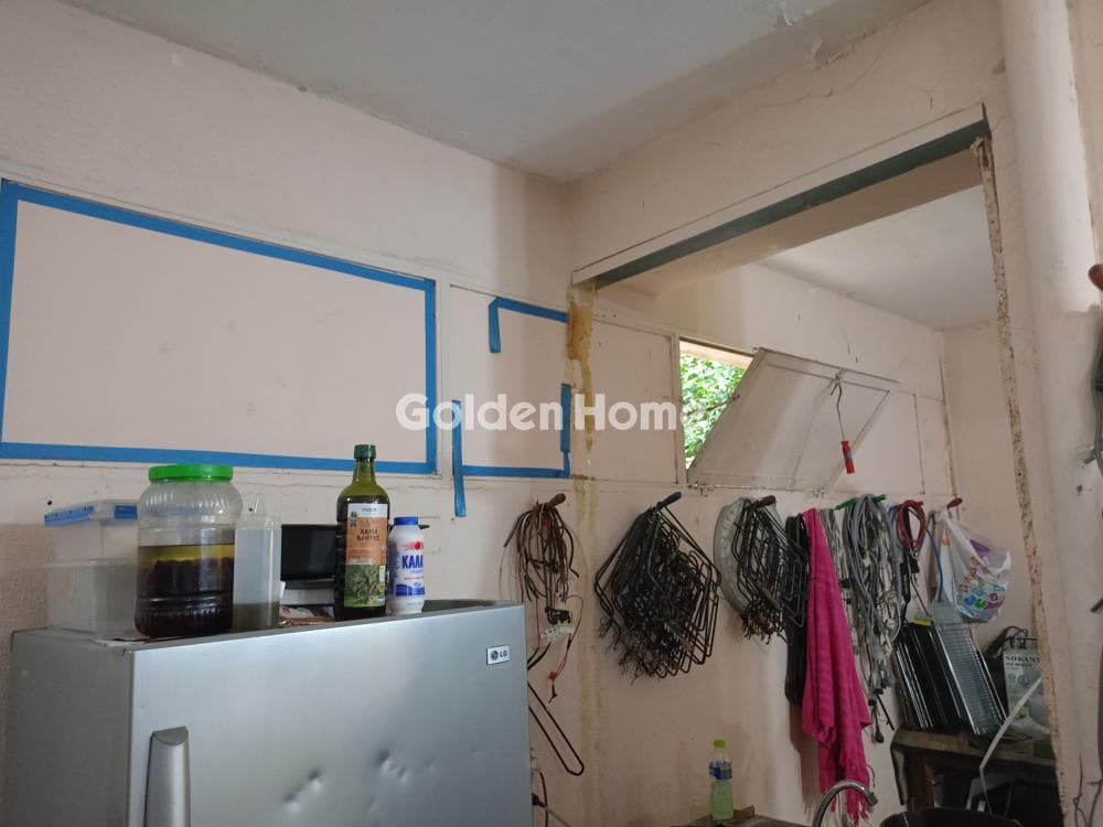 Retail Store in Lofos Skouze, Kolonos - Kolokinthous — Photo 13 of 13