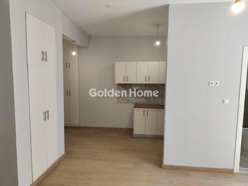 Apartment in Zoni Chondreboriou, Exarchia - Neapoli — Photo 9 of 12