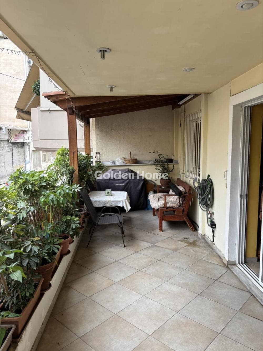 Apartment in Agios Ioannis, Neos Kosmos — Photo 6 of 11