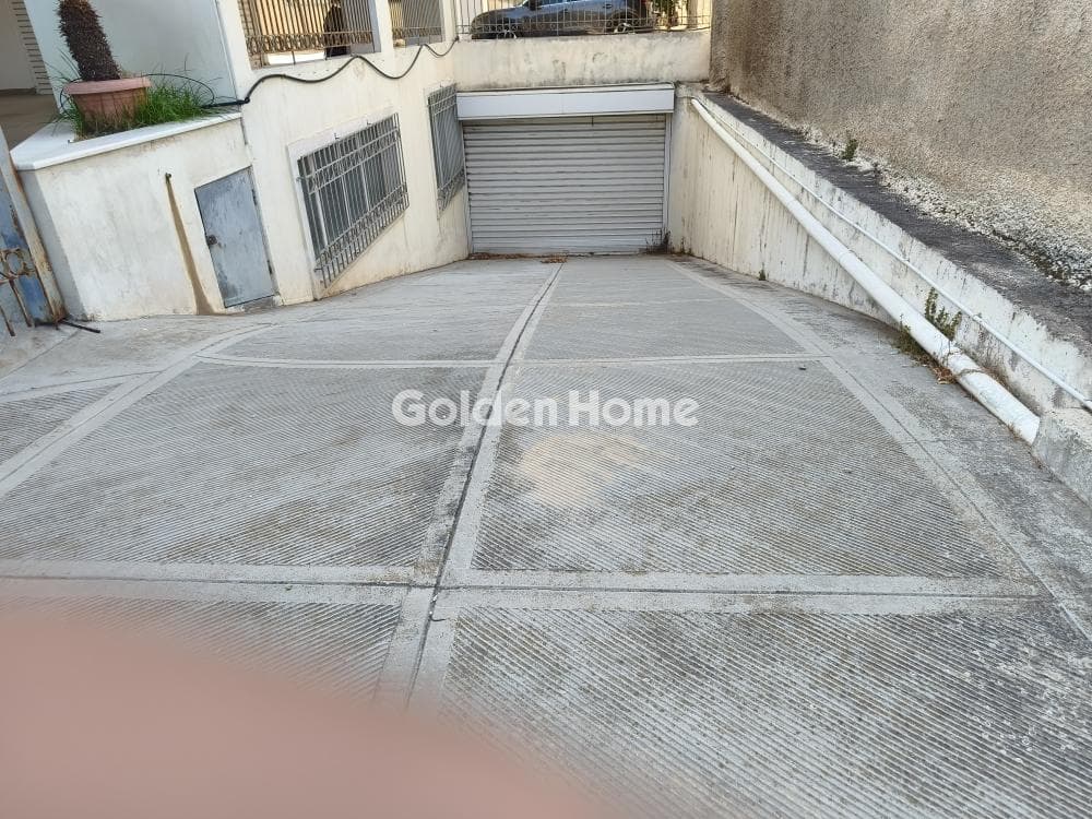 Retail Store in Agios Antonios, Peristeri — Photo 11 of 19