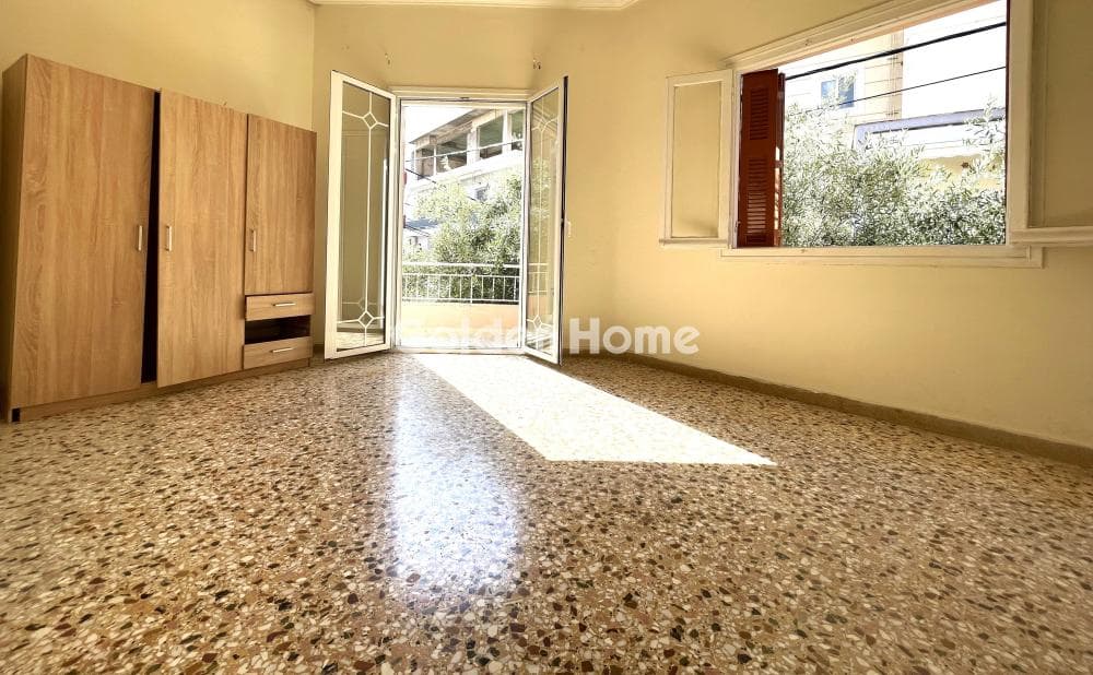 Διαμέρισμα στην Άγιος Γεώργιος, Νίκαια — Φωτογραφία 1 από 20