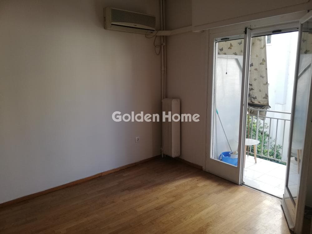 Apartment in Thimarakia, Attiki — Photo 2 of 28