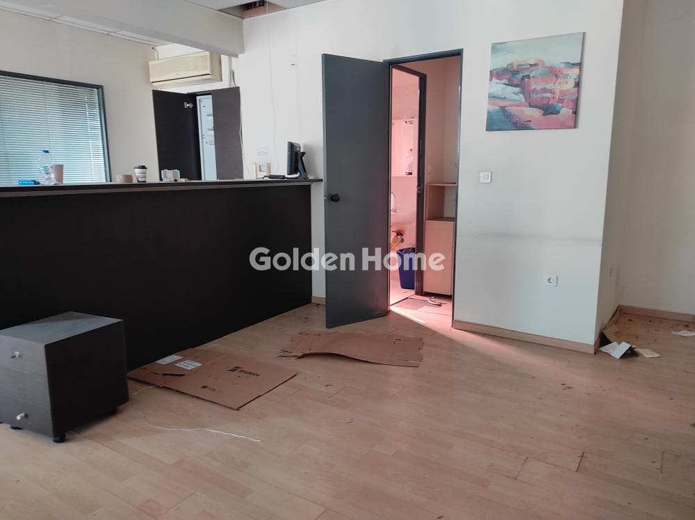 Office in Neo Faliro, Piraeus — Photo 9 of 20