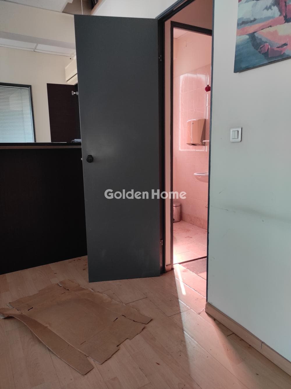 Office in Neo Faliro, Piraeus — Photo 8 of 20