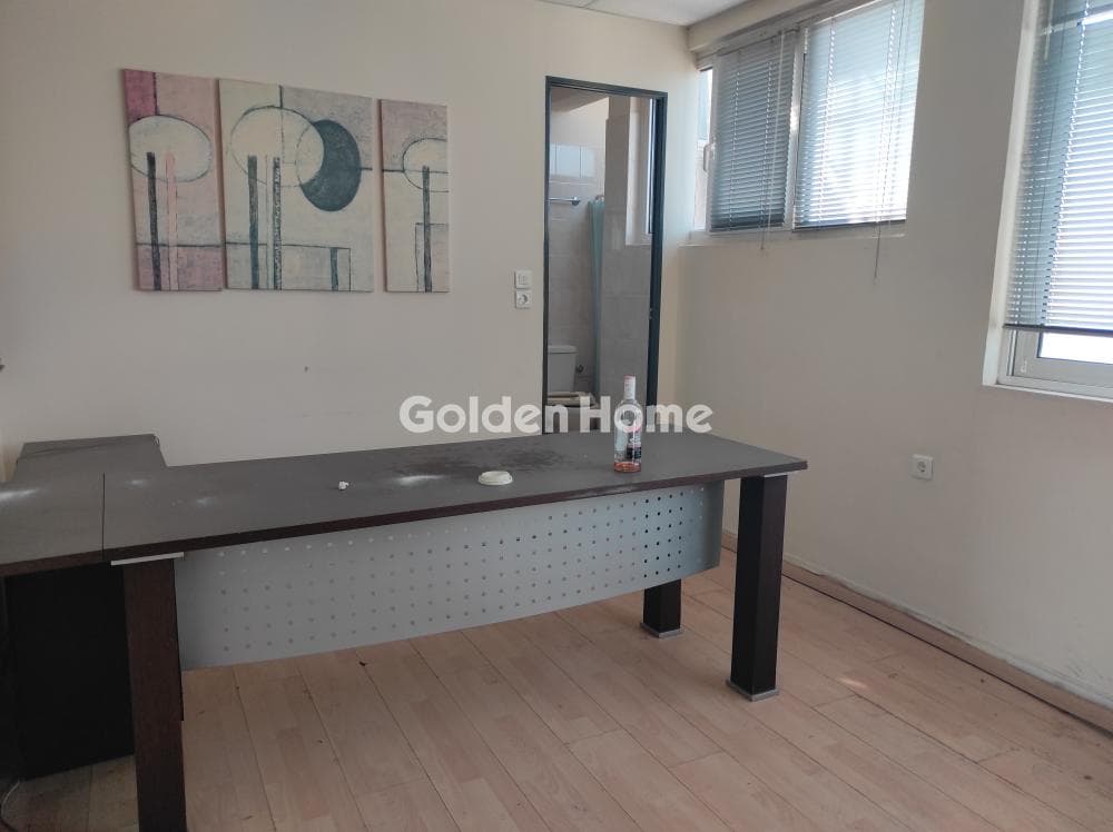 Office in Neo Faliro, Piraeus — Photo 15 of 20