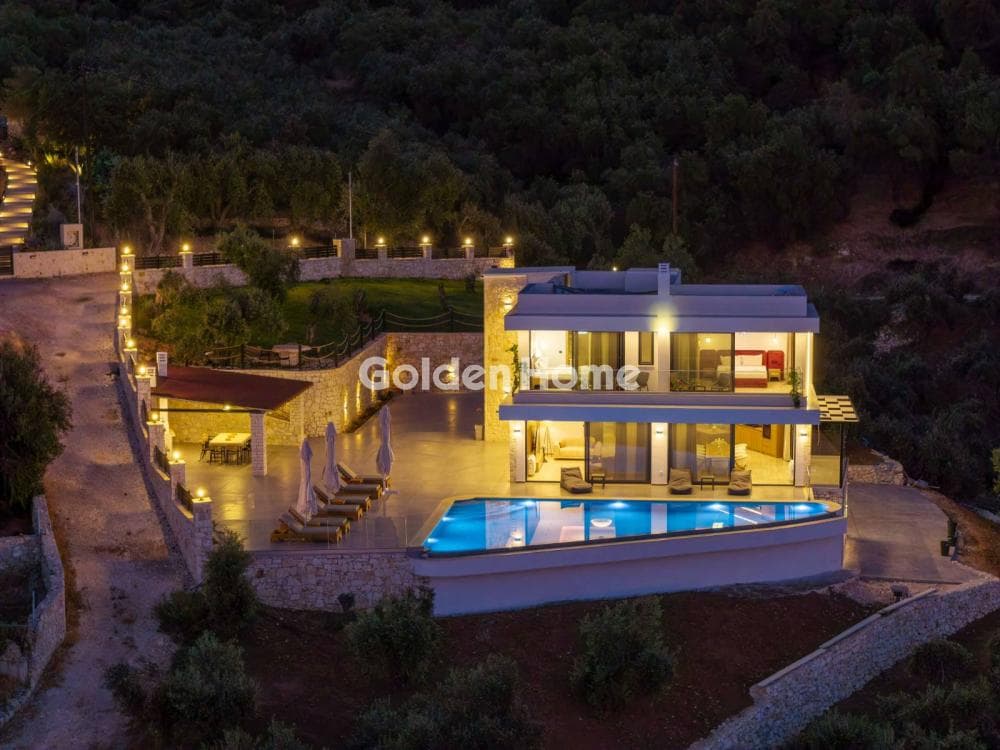 House in Kassiopi, Corfu — Photo 2 of 39