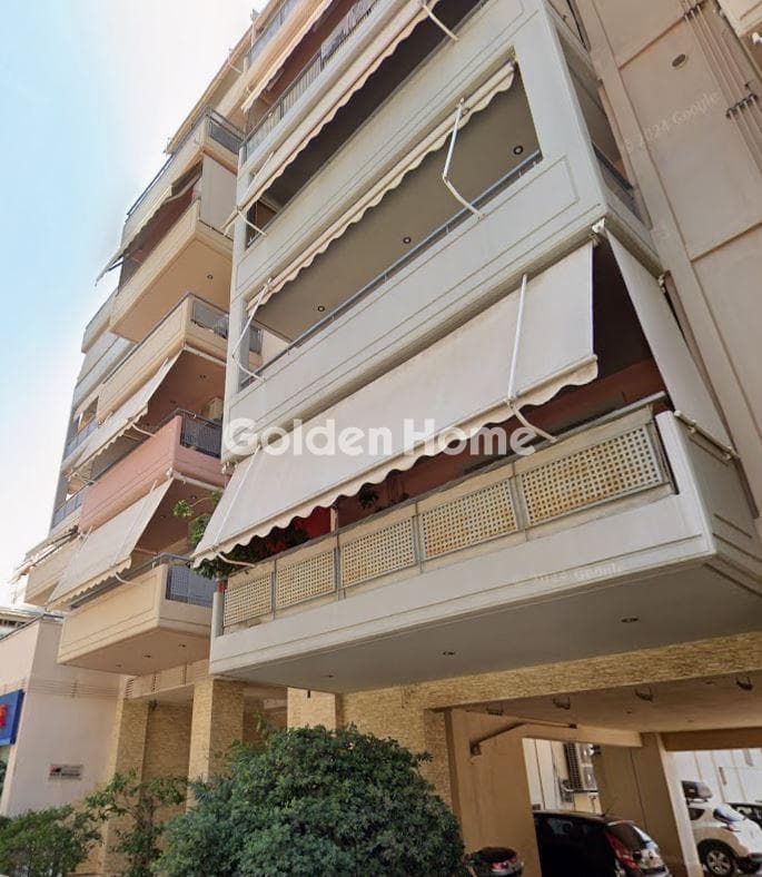 Apartment in Agios Fanourios, Drapetsona — Photo 1 of 2