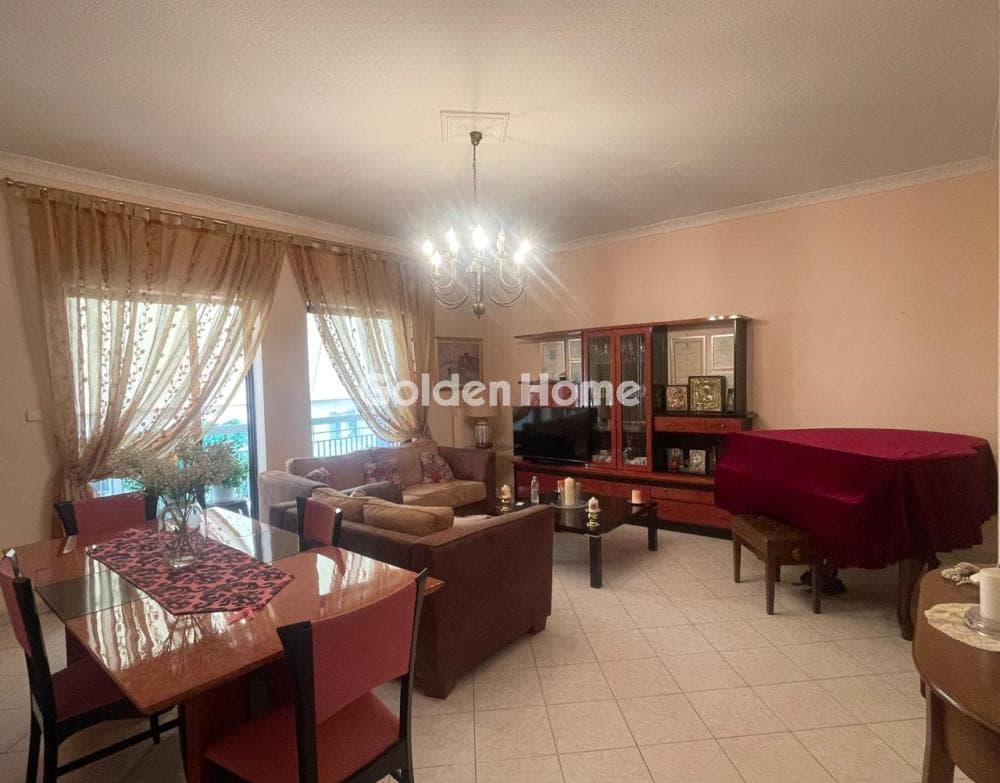 Apartment in Labrini, Galatsi — Photo 1 of 17