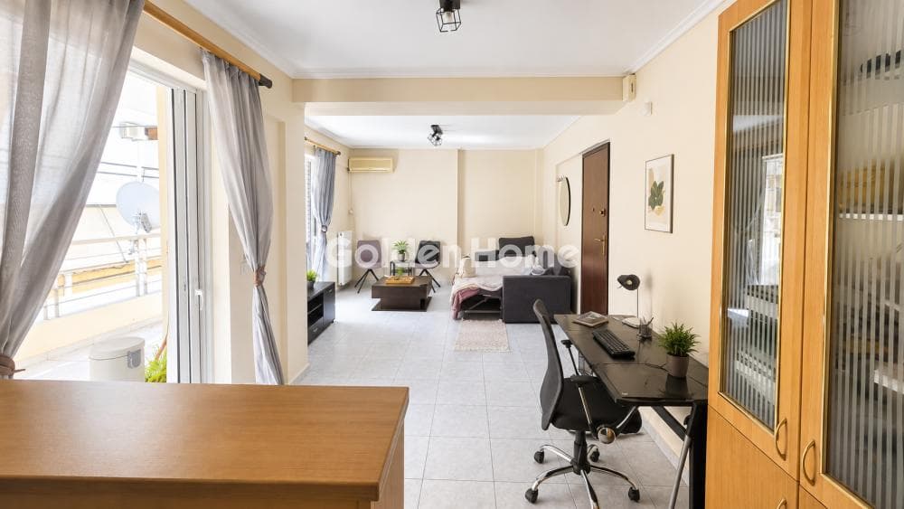 Apartment in Evaggelistria, Piraeus — Photo 25 of 34