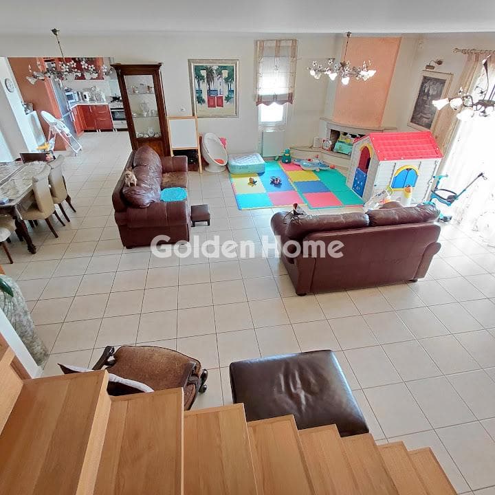 House in Center, Koropi — Photo 4 of 35