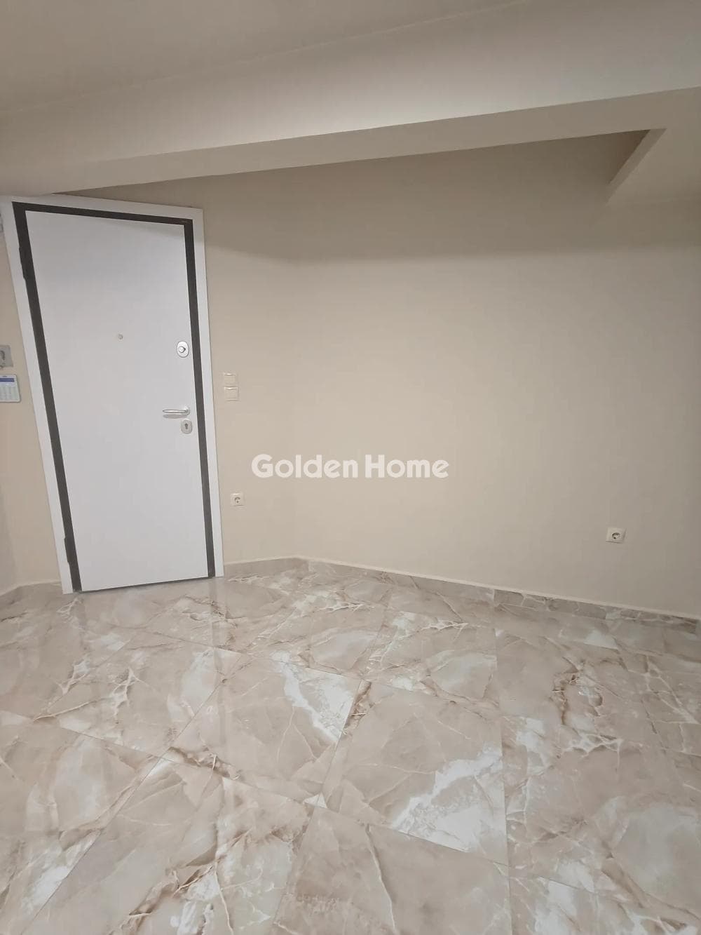 Apartment in Exarcheia, Exarchia - Neapoli — Photo 2 of 11