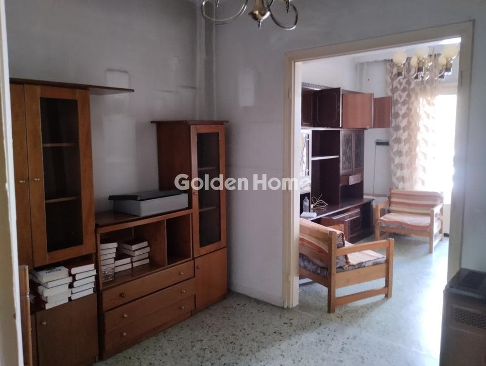 Apartment in Alsos, Sikies — Photo 1 of 18