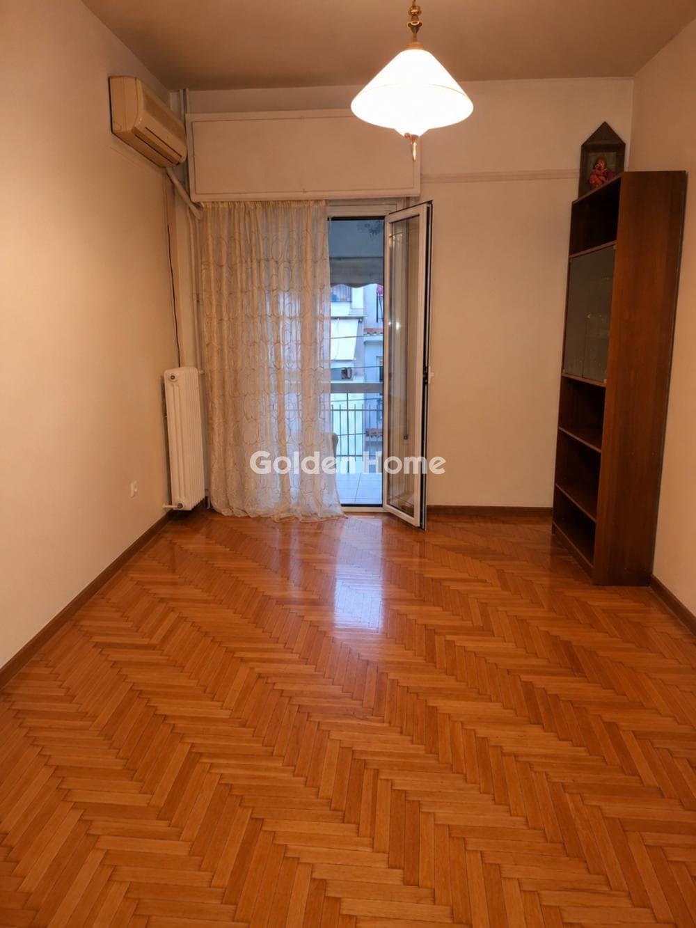 Apartment in Plateia Davaki, Kalithea — Photo 1 of 19