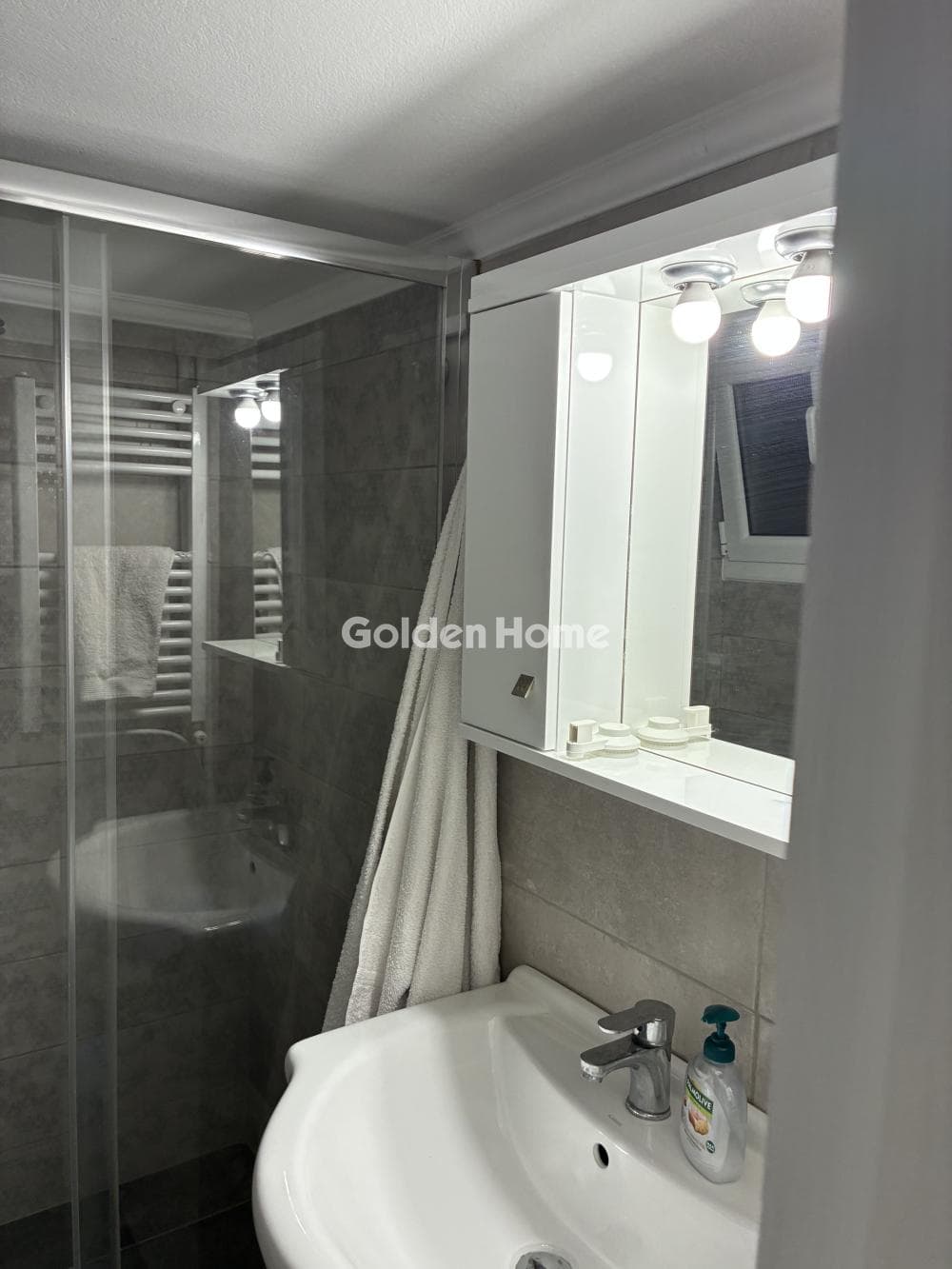 Apartment in Politechnioupoli, Zografou — Photo 8 of 21