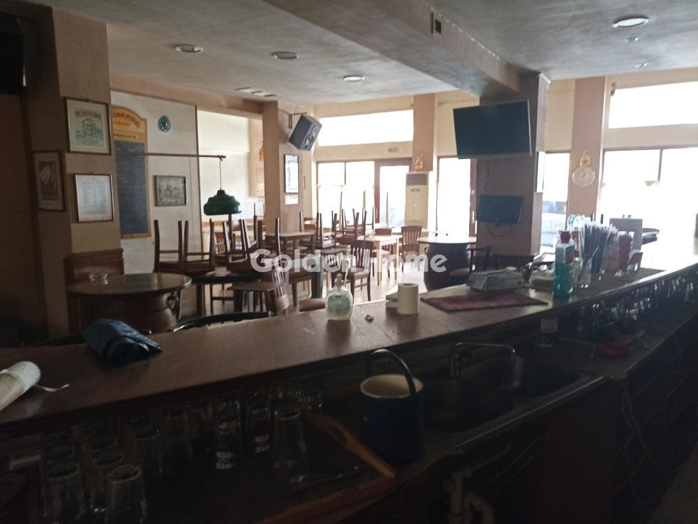 Κατάστημα στην Πλατεία Μέμου, Κορυδαλλός — Φωτογραφία 3 από 13