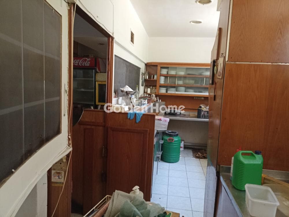 Κατάστημα στην Πλατεία Μέμου, Κορυδαλλός — Φωτογραφία 5 από 13