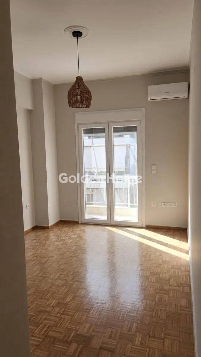 Apartment in Neo Pagkrati, Vironas — Photo 4 of 6