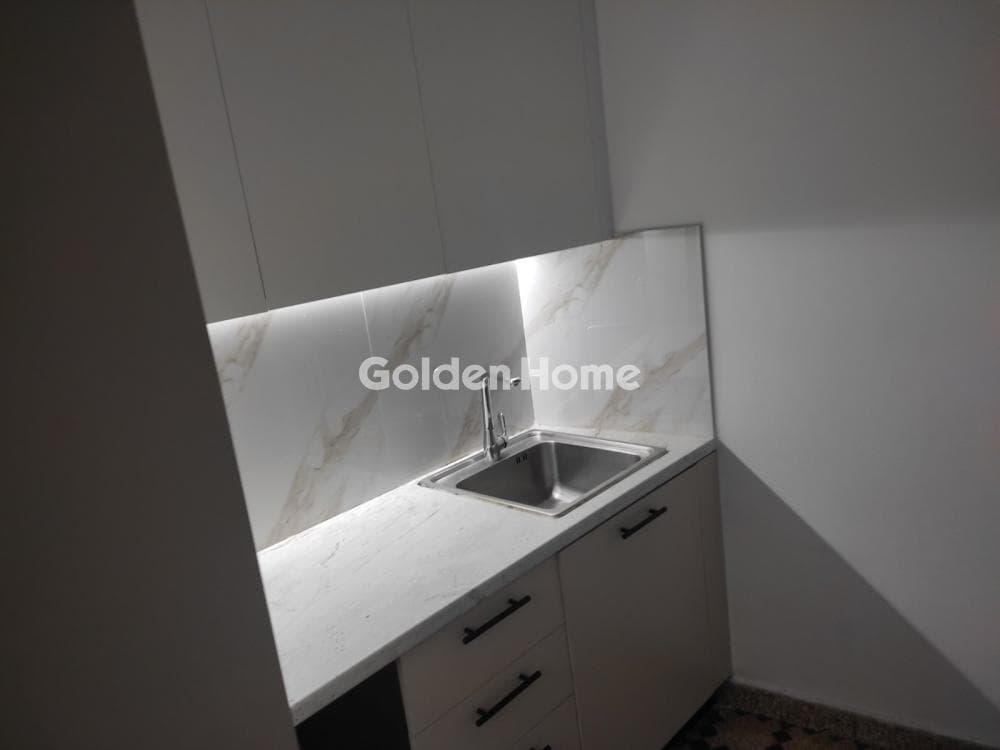 Apartment in Center, Neos Kosmos — Photo 10 of 14