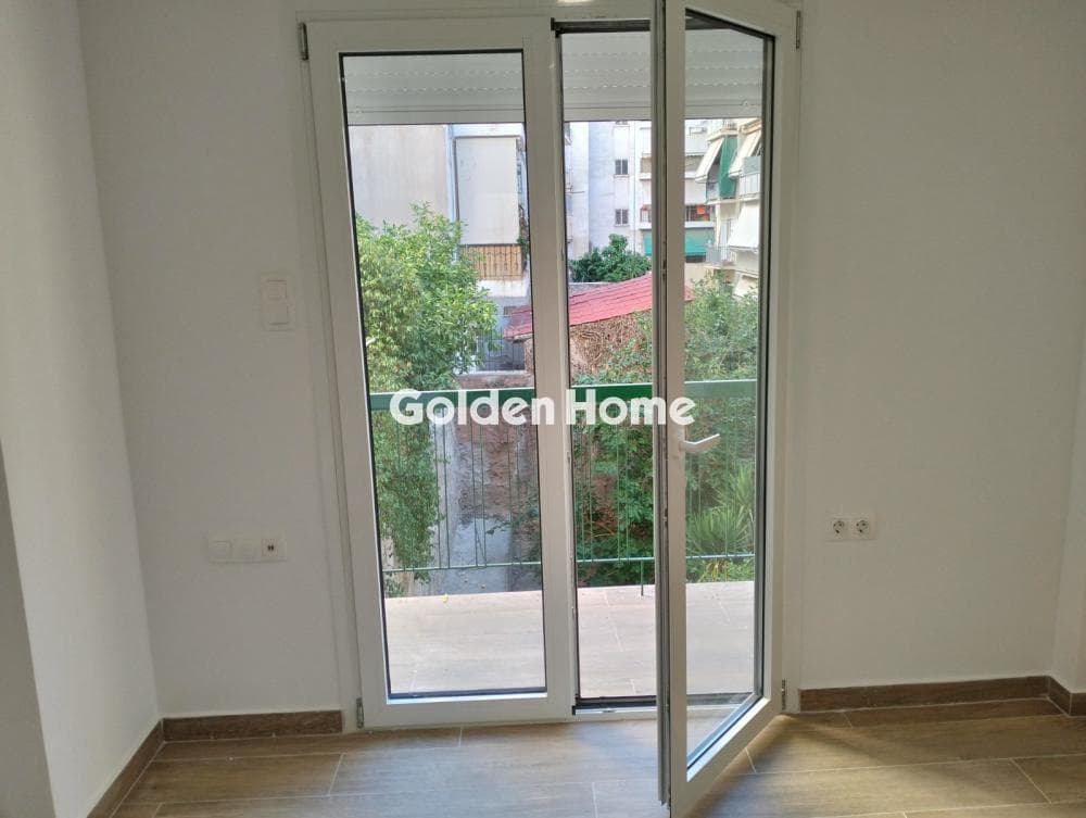 Apartment in Rouf, Tavros — Photo 13 of 25