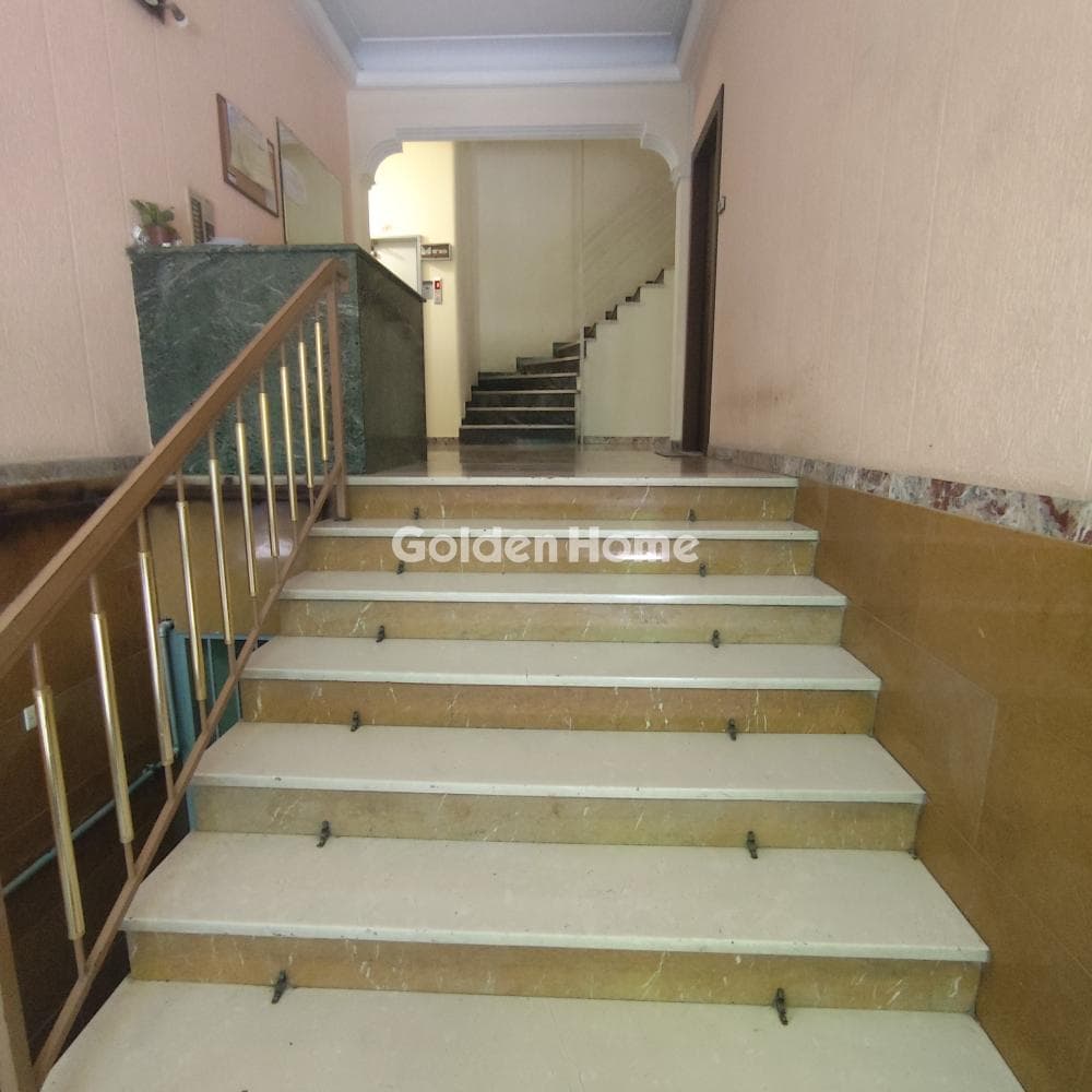 Apartment in Platia Attikis, Attiki — Photo 10 of 29