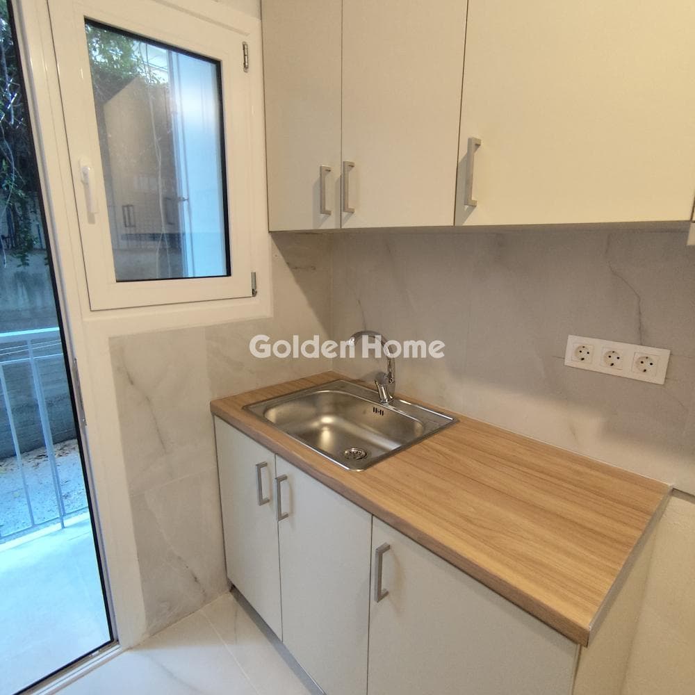 Apartment in Platia Attikis, Attiki — Photo 15 of 29