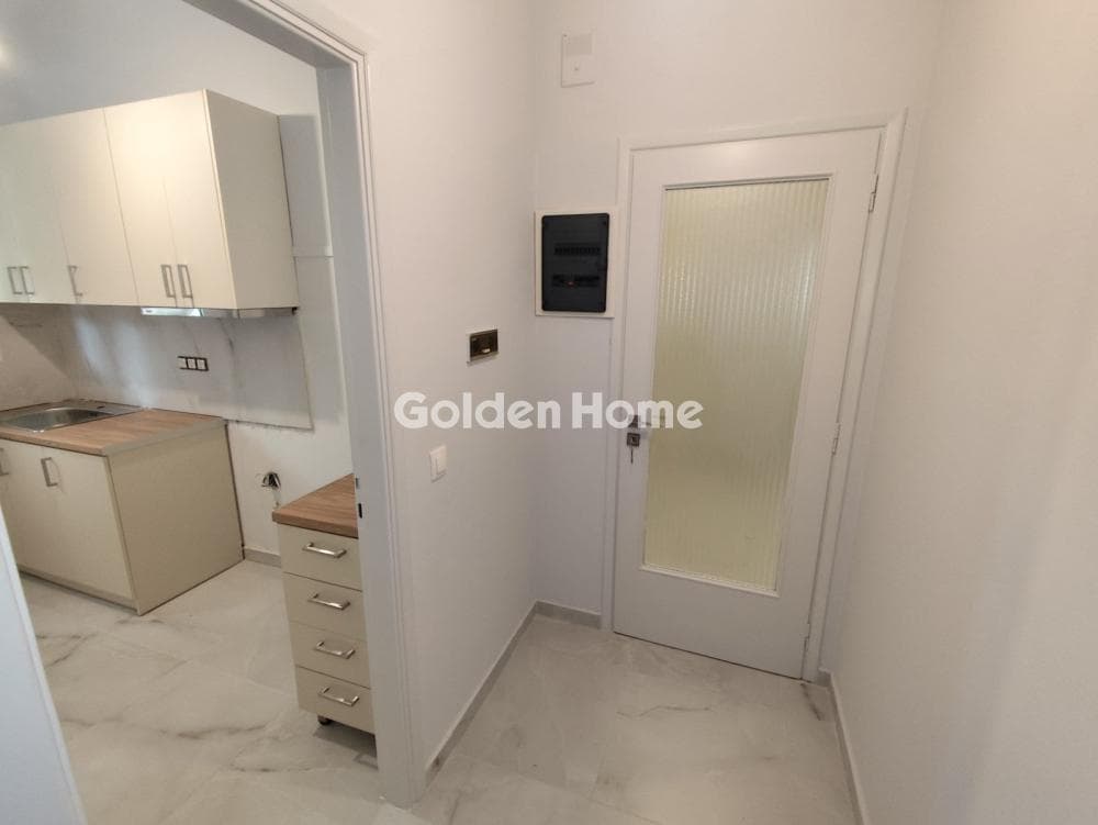 Apartment in Platia Attikis, Attiki — Photo 11 of 29
