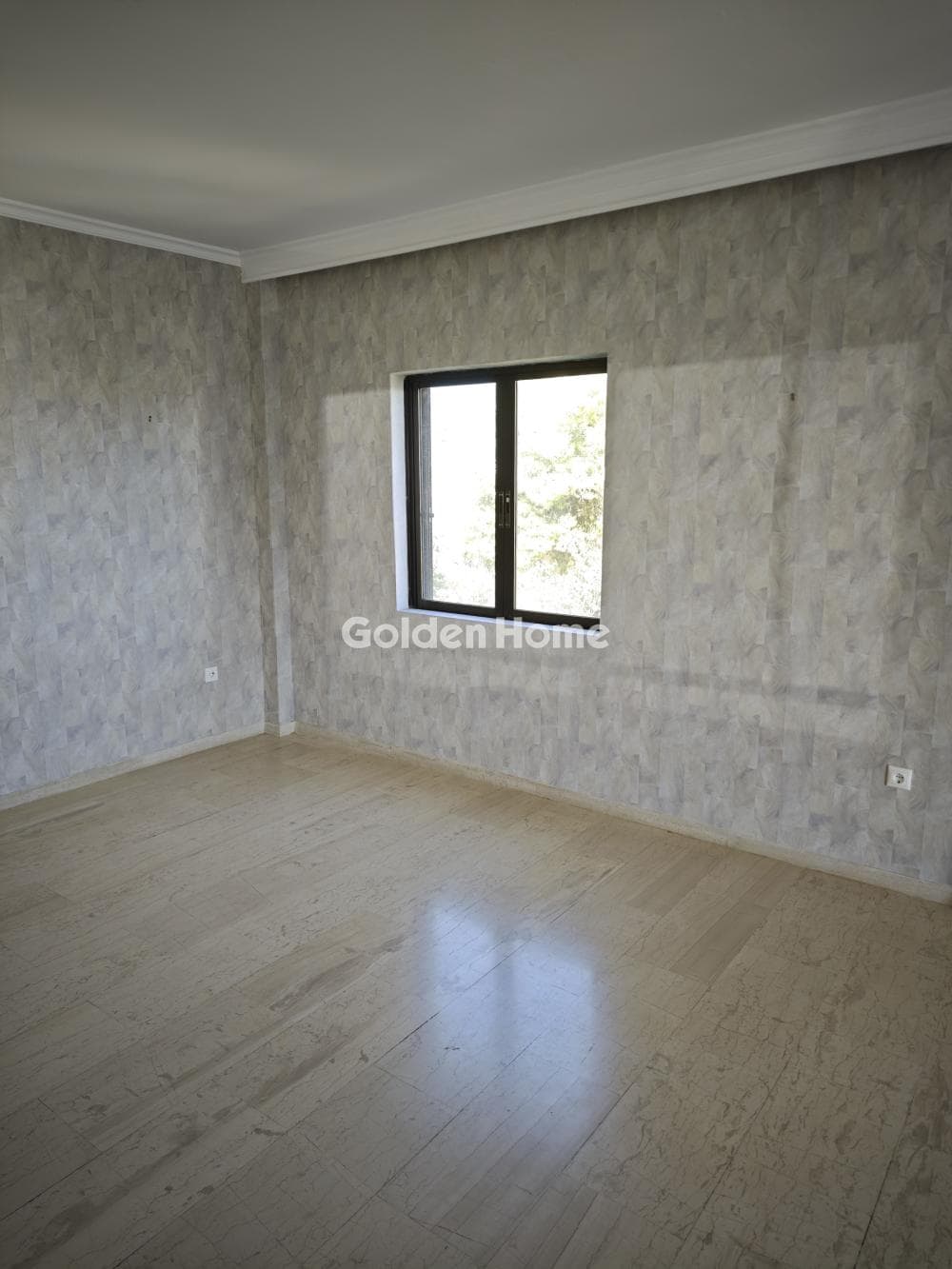 Apartment in Kareas, Vironas — Photo 7 of 34