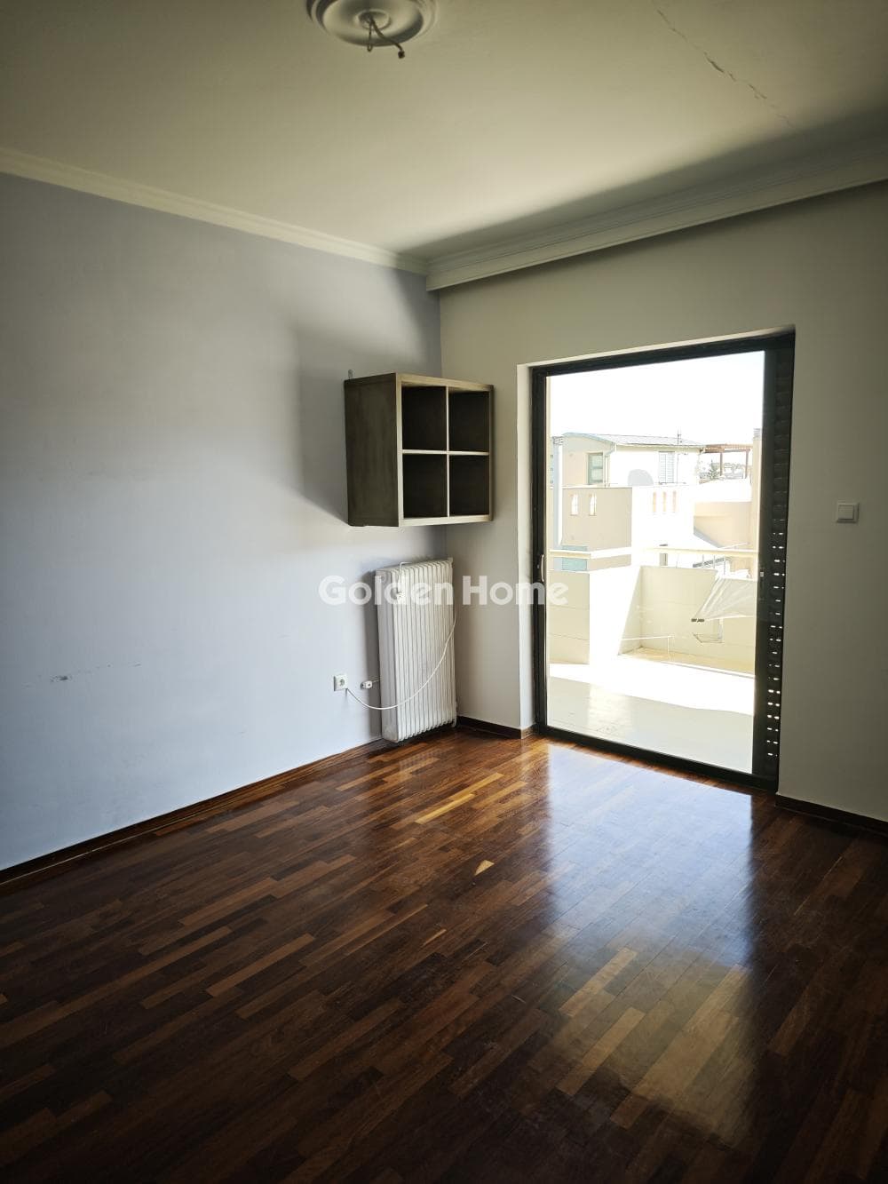 Apartment in Kareas, Vironas — Photo 30 of 34