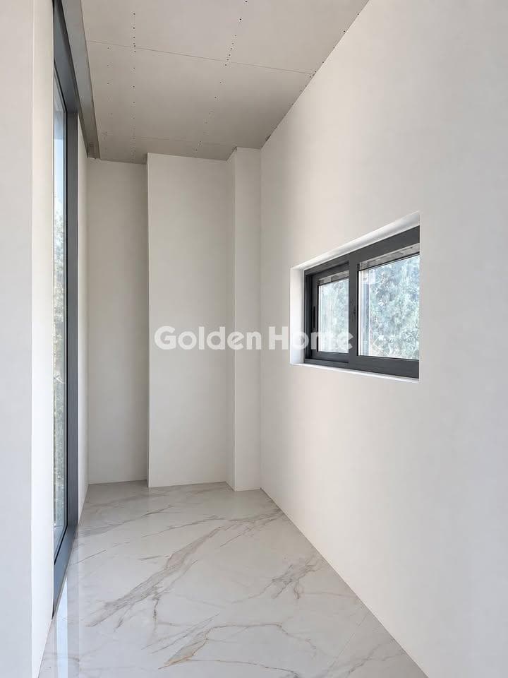 Apartment in Megala Sxoinia A, Acharnes — Photo 1 of 8