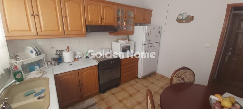 Apartment in Zoodoxos Pigi, Peristeri — Photo 3 of 8