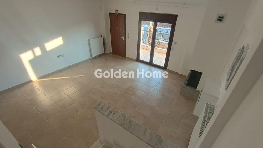House in Asprovrisi, Oreokastro — Photo 11 of 46