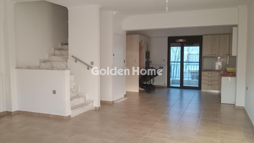 House in Asprovrisi, Oreokastro — Photo 3 of 46