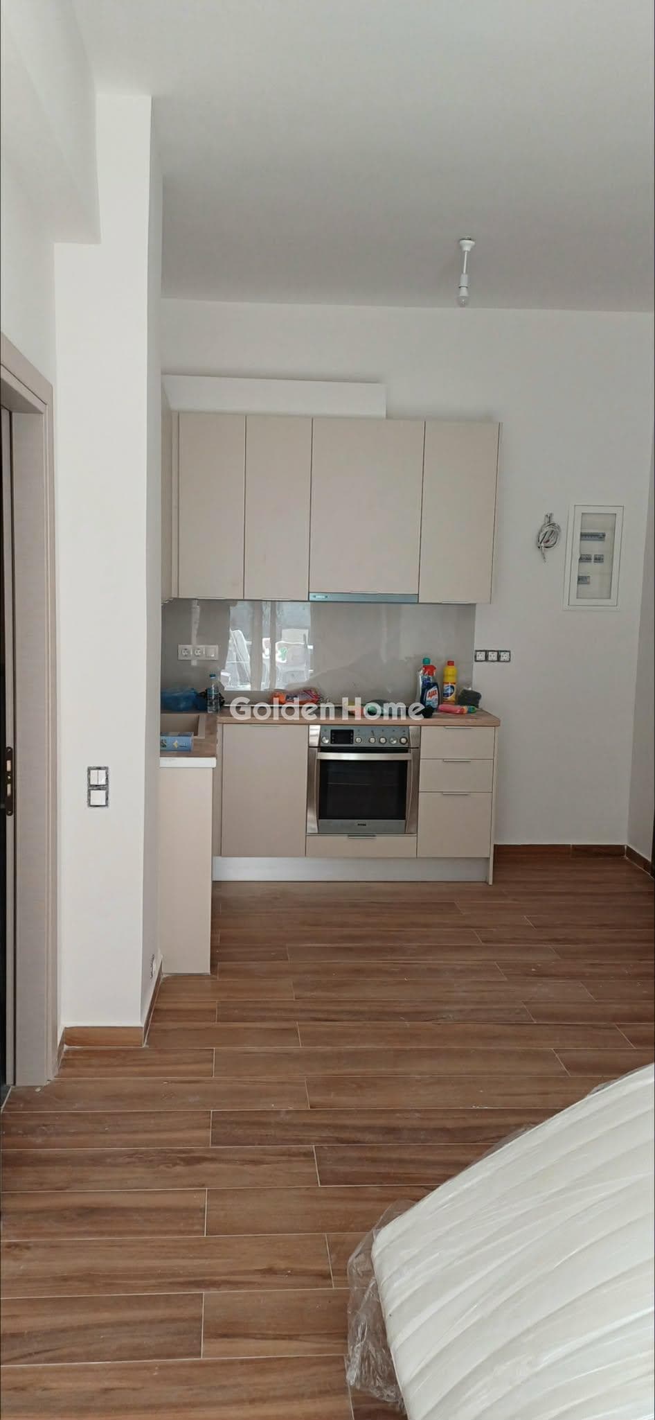 Apartment in Center, Kaisariani — Photo 1 of 5