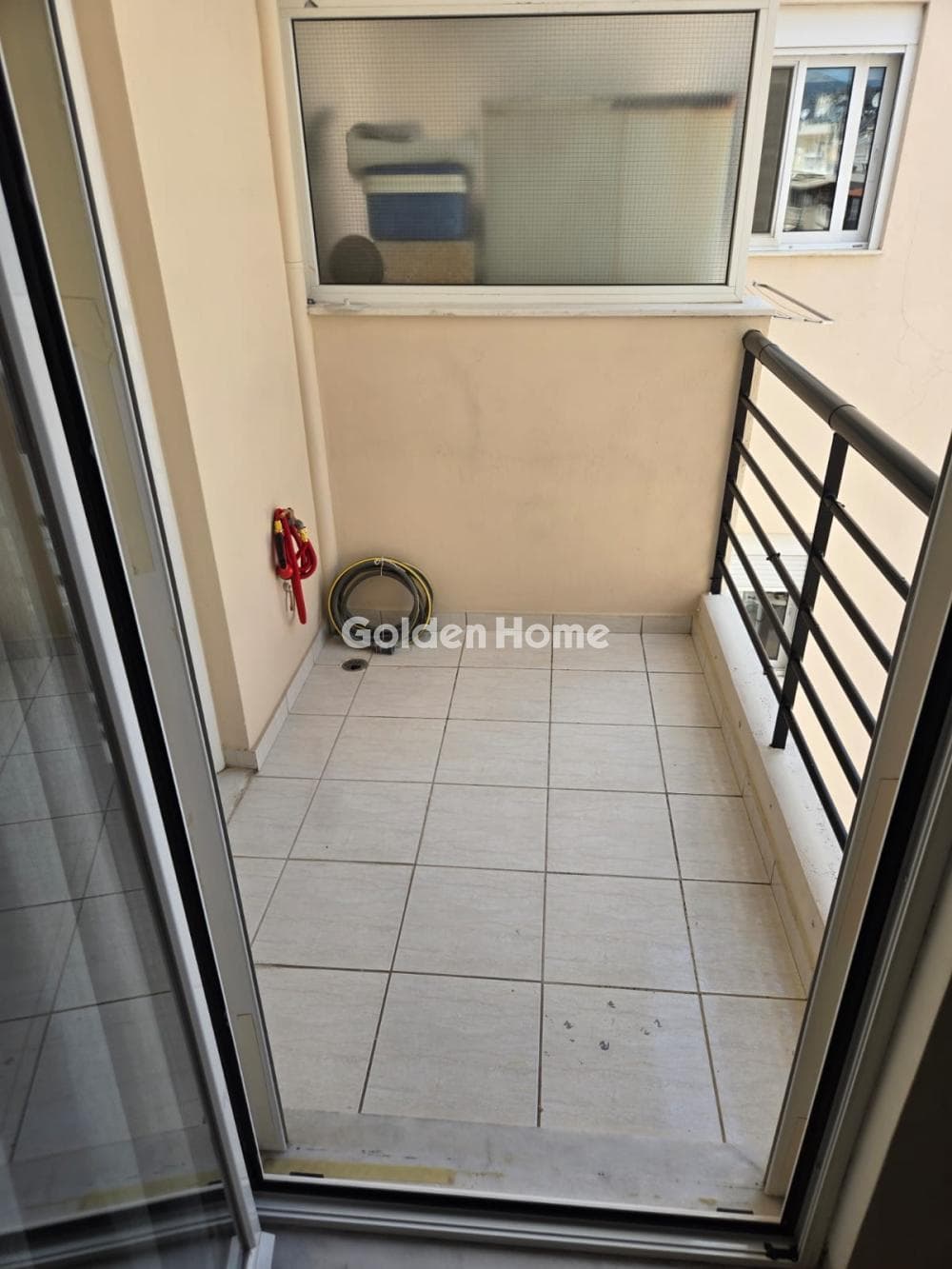 Apartment in Center, Dafni — Photo 10 of 11