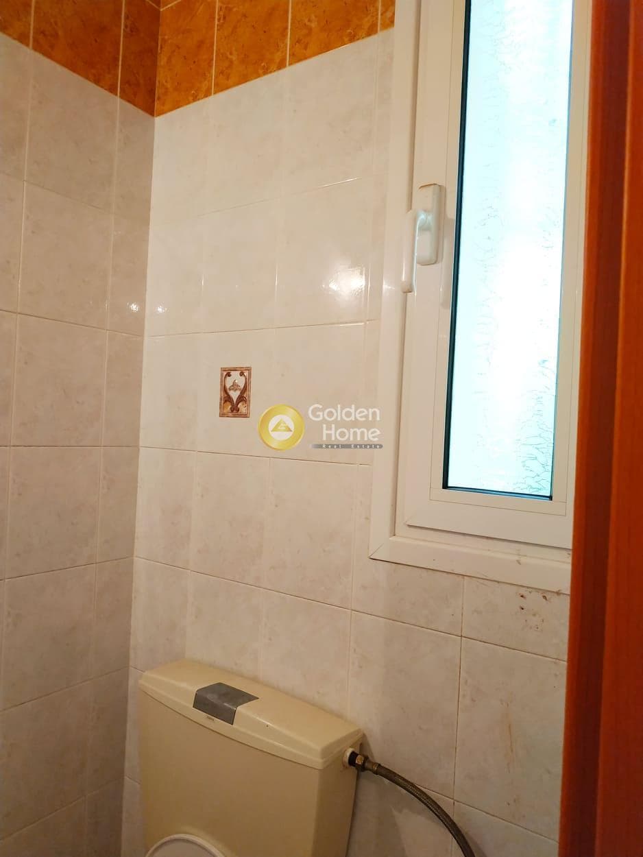 Retail Store in Charokopou, Kalithea — Photo 6 of 6