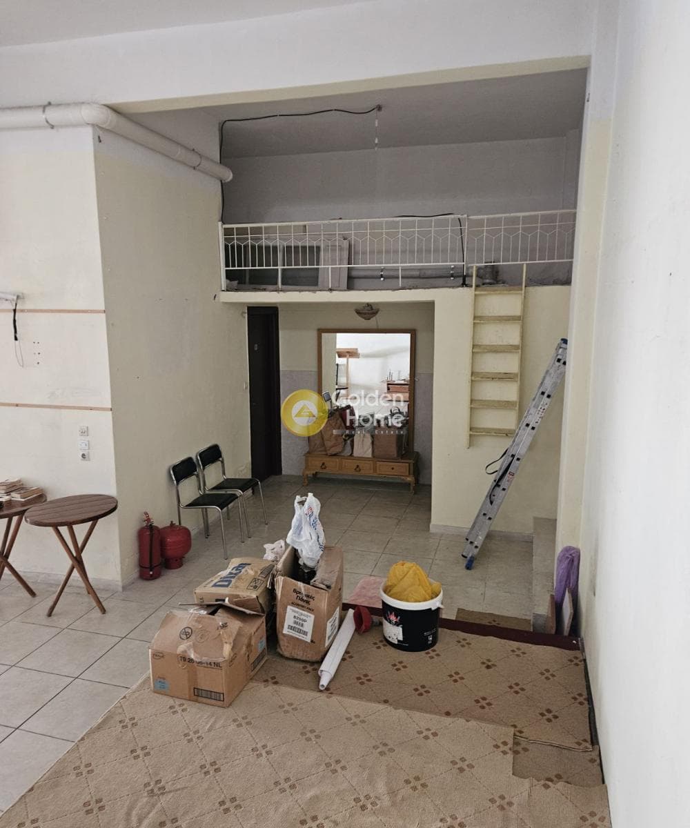Retail Store in Souli, Agios Dimitrios — Photo 9 of 10