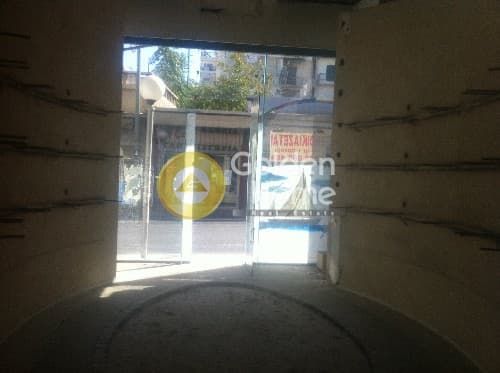 Retail Store in Dafni, Dafni — Photo 1 of 6