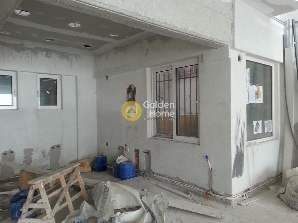 Retail Store in Plateia Davaki, Kalithea — Photo 1 of 9