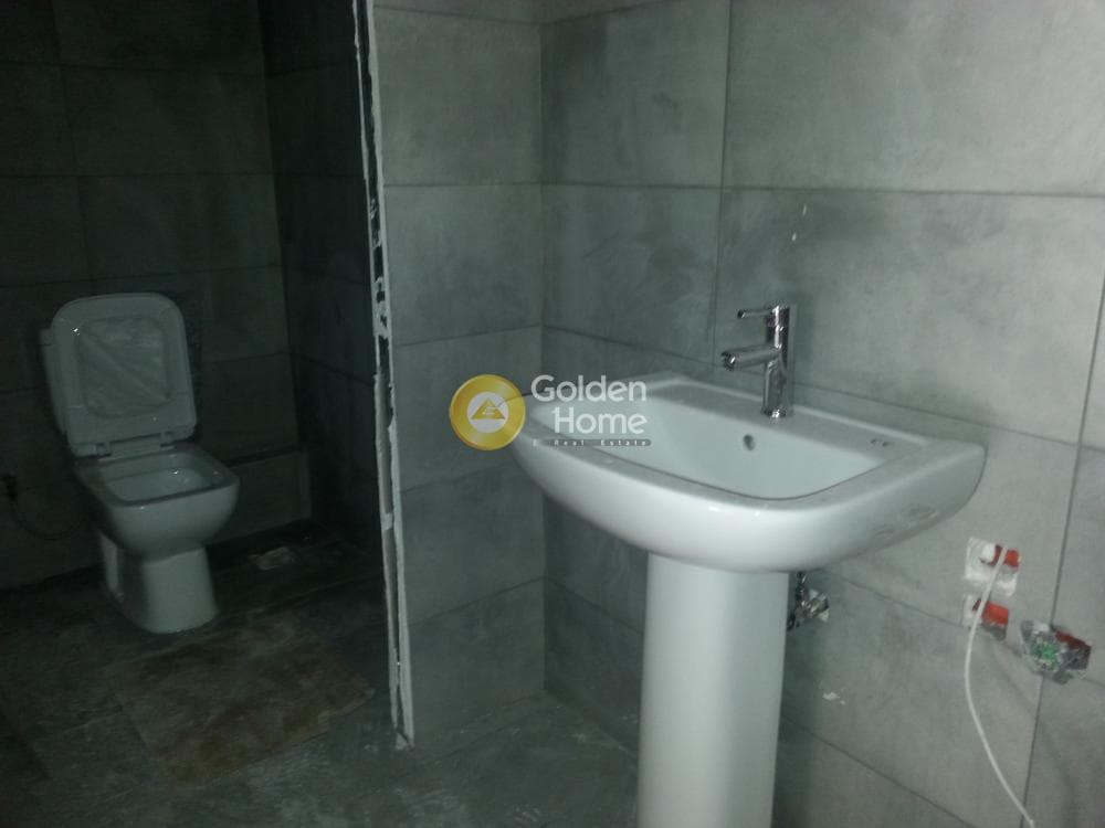 Retail Store in Plateia Davaki, Kalithea — Photo 5 of 9
