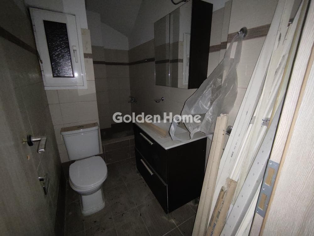 Retail Store in Agia Paraskevi, Nea Smyrni — Photo 15 of 16