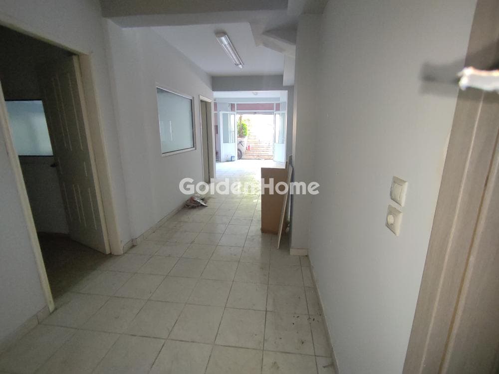 Retail Store in Agia Paraskevi, Nea Smyrni — Photo 13 of 16