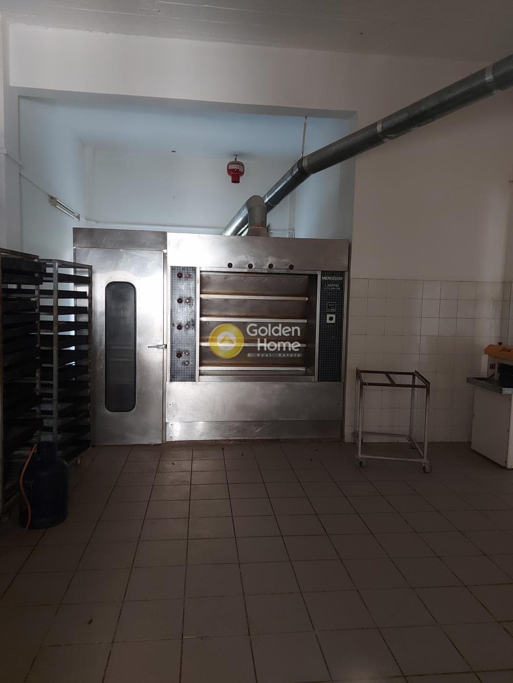Retail Store in Trachones, Alimos — Photo 14 of 28