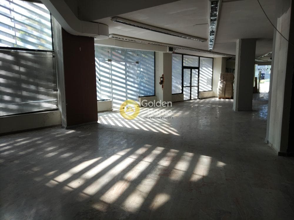 Retail Store in Lazarou, Nea Ionia — Photo 3 of 18
