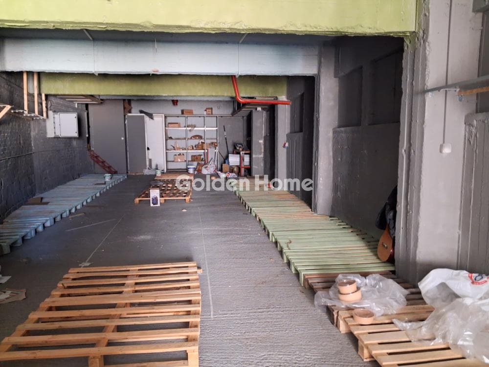 Warehouse in Ekteloniston - Eforiakon, Alimos — Photo 1 of 2